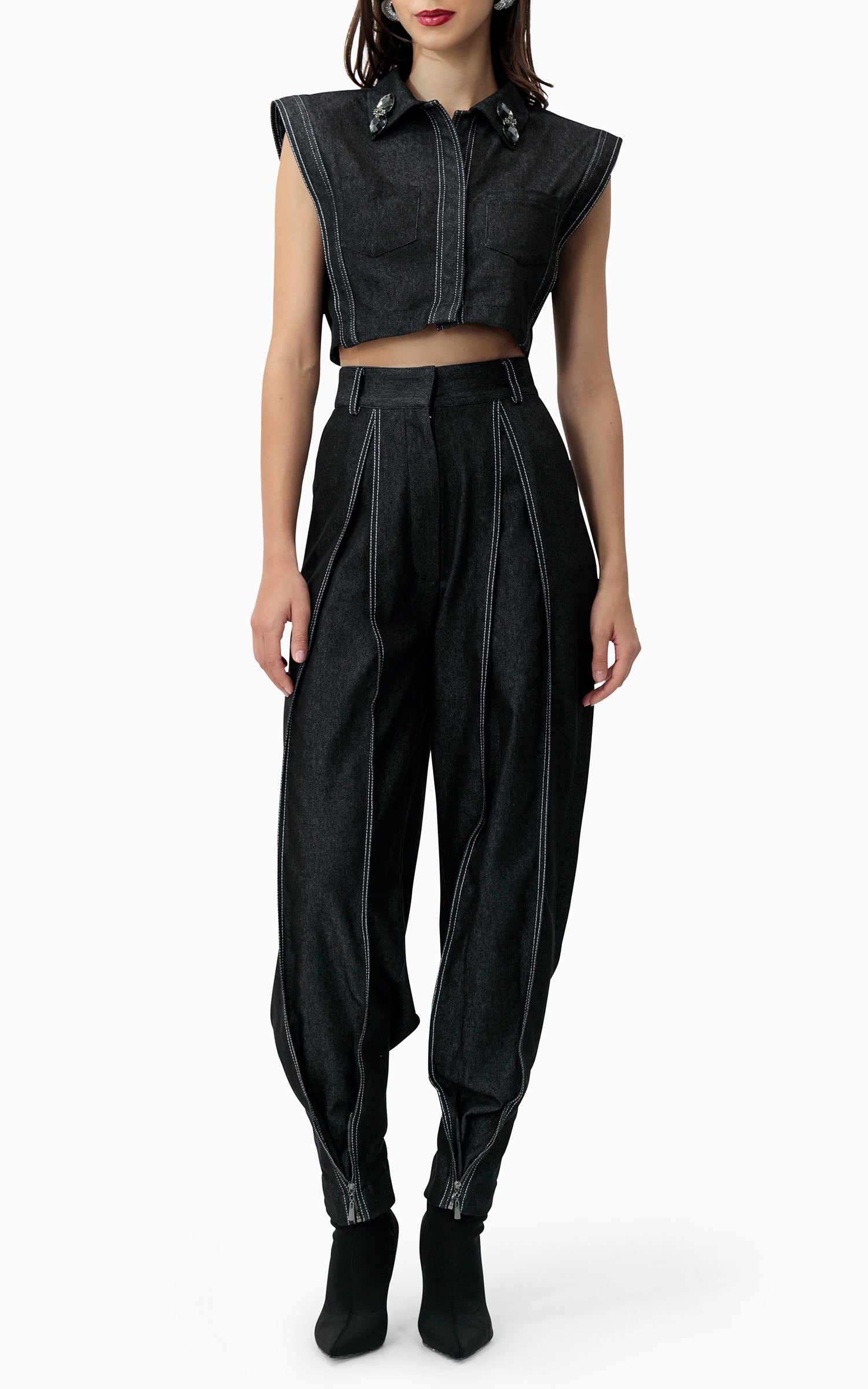 VIVIEN VEST